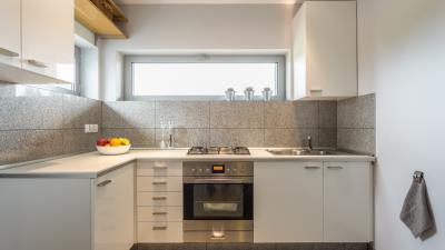 How To Create a Practical Space In a Small Kitchen